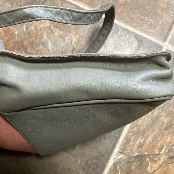 Nine West Shoulder Bag Snap Magnetic Front - Picture 6 of 9